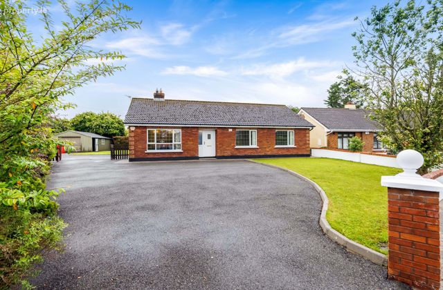 45 Castle Lawns, Athboy, Co Meath, Athboy, Co. Meath - Click to view photos