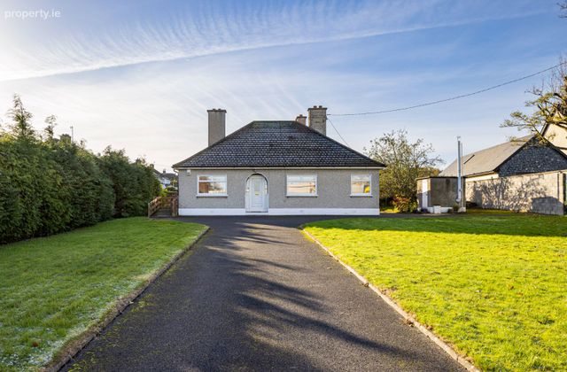 Hillcrest, 43 Rathbeale Road, Swords, Swords, Co. Dublin - Click to view photos