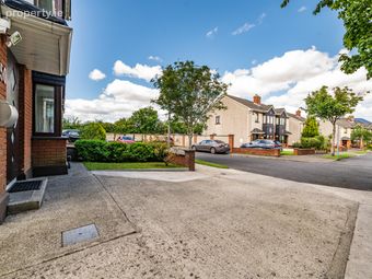 27 Oak Park Court, Oak Park, Naas, Co. Kildare, Naas, Co. Kildare - Image 3