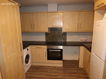 27 Ardfrail Court, Oldcastle, Co. Meath - Image 2