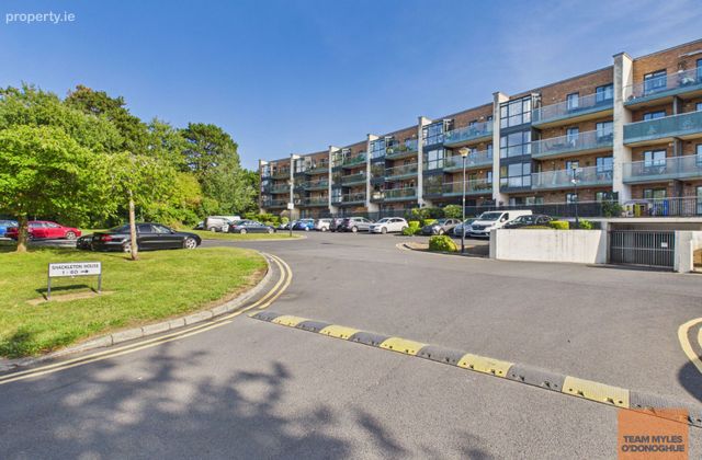 Apartment 4, Shackleton House, Huntstown, Dublin 15 - Click to view photos