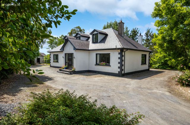Walshgraigue, Ballymitty, Co. Wexford - Click to view photos