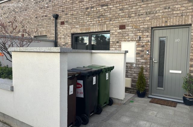 Bawnogue Green, Boycetown, Kilcock, Co. Kildare - Click to view photos