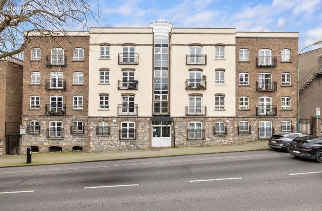 Apartment 24, Manor Hall, Kilmainham, Dublin 8 - Click to view photos