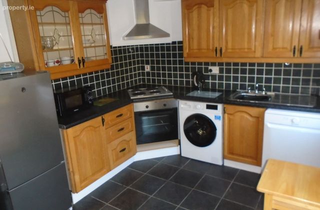 Father Murphy Close, Enniscorthy, Co. Wexford - Click to view photos