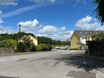 Apartment 19e, Harbour Village, Killaloe, Co. Clare - Image 3