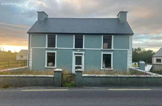 Kilquane, Headford, Killarney, Co. Kerry - Click to view photos