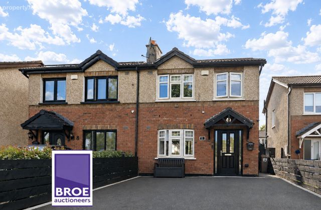 6 Castlegrange Green, Clondalkin, Dublin 22 - Click to view photos