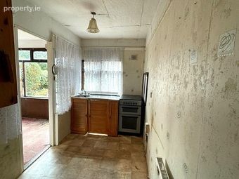 13 Templeacre Avenue, Gurranabraher, Co. Cork - Image 4