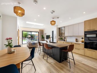 8 Shackleton Avenue, Lucan, Co.dublin, Adamstown, Co. Dublin - Image 4