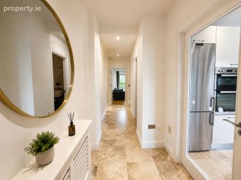27 Druid's Avenue, Druid's Glen Resort, Newtownmountkennedy, Co. Wicklow - Image 2