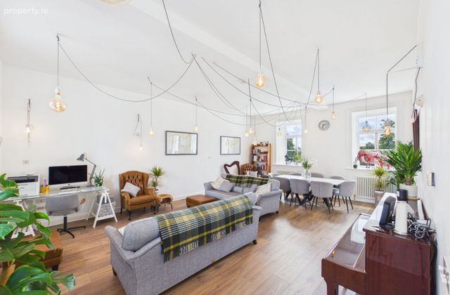 Apartment No. 9 Blackrock House, Blackrock, Co. Cork - Click to view photos