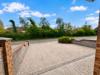 7 Cluain Dara, Knocknacarra, Co. Galway - Image 2