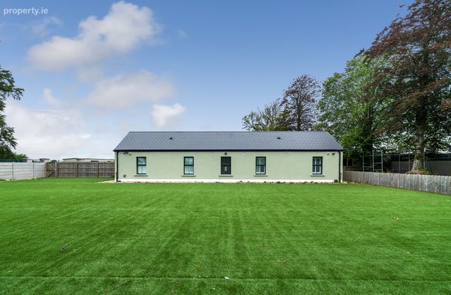 Baden Lodge, The Curragh, Co. Kildare, The Curragh, Co. Kildare - Click to view photos