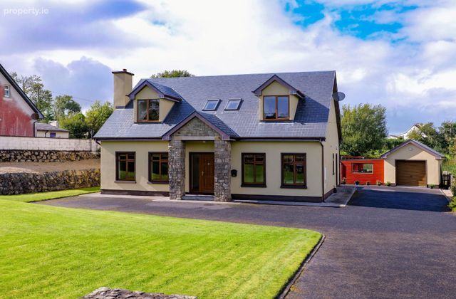 Drumaveg, Moycullen, Co Galway, Moycullen, Co. Galway - Click to view photos