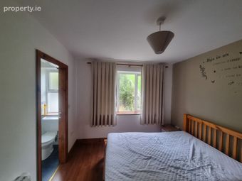Apartment 2, Pier View House, West End, Castletownbere, Beara, Co. Cork - Image 5