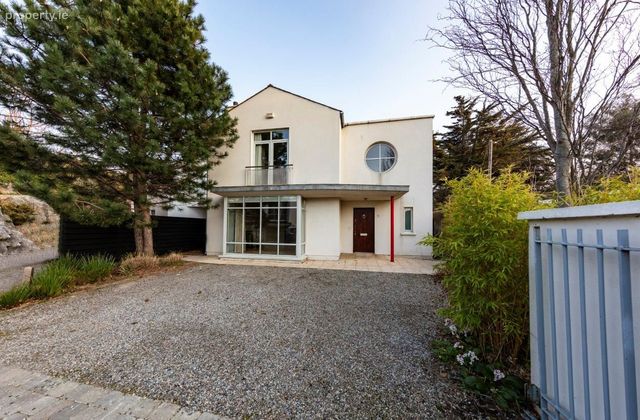1 Bloyke, Harbour Road, Dalkey, Co. Dublin - Click to view photos