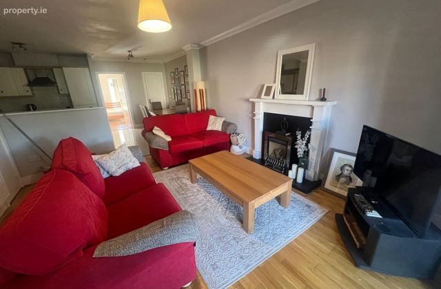 Knockmaree, Lucan Road, Chapelizod, Dublin 20 - Click to view photos