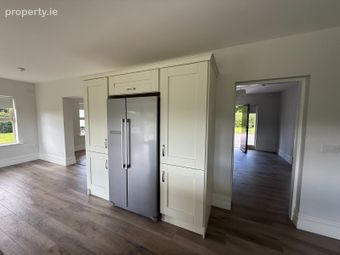 Sarsfield Court, Glanmire, Co. Cork - Image 5