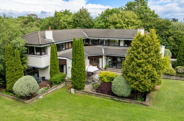 La Rochelle, Ferndale Road, Rathmichael, Dublin 18, Rathmichael, Co. Dublin - Click to view photos