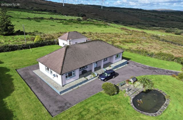 Dromourneen, Bantry, Co. Cork - Click to view photos