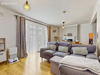 38 Holywell Crescent North, Swords, Co. Dublin - Image 2