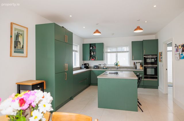 48 Rose Drive, Rath Ullord, Kilkenny, Kilkenny, Co. Kilkenny - Click to view photos