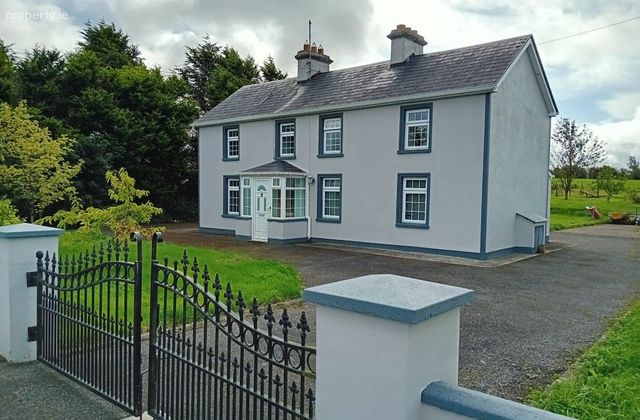 Knockalaghta, Ballintubber, Co. Roscommon - Click to view photos