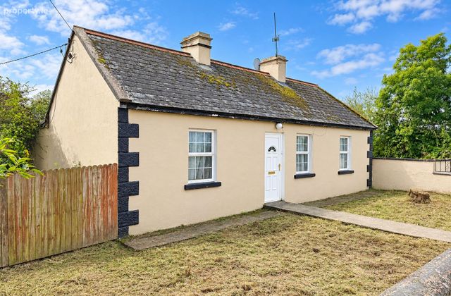 Ballymacave, Croagh, Croagh, Co. Limerick - Click to view photos