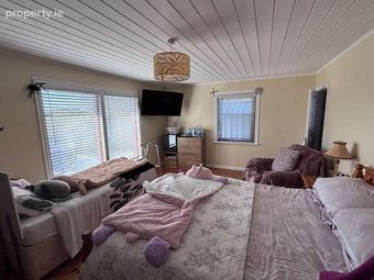 Risa, Grange Little, Rosslare Strand, Co. Wexford - Image 4