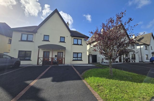 9 Hill View, Creggaun Na Hilla, Clarecastle, Ennis, Co. Clare - Click to view photos