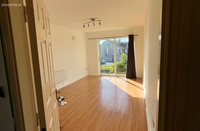 Crann Nua, Portarlington, Co. Offaly - Click to view photos