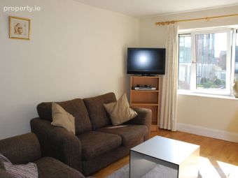 Apartment, Adelaide Square, Whitefriar Street, Dublin 2 - Image 2