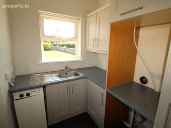 25 Deerpark, Crossmolina, Crossmolina, Co. Mayo - Image 5