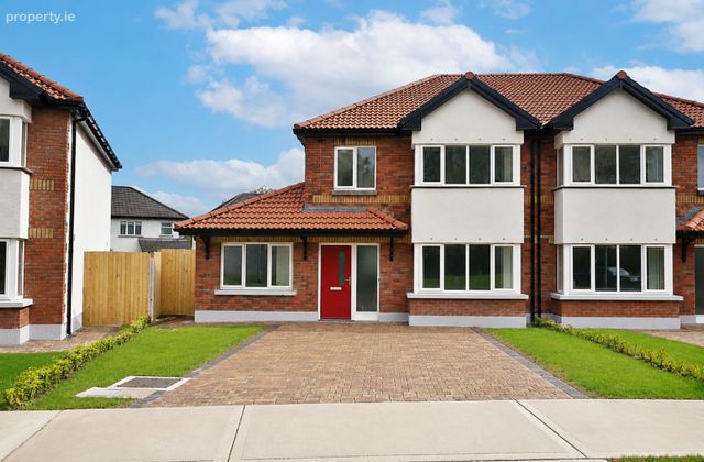 4 Bedroom Semi Detached, Ballivor, Co. Meath - Click to view photos
