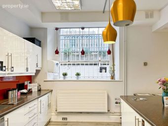 Pembroke Street Upper, Dublin 2 - Image 5