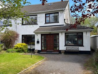 26 Crescent View, Riverside, Tuam Road, Co. Galway
