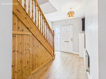 12 Elm Park, Carraig An &Aacute;ird, Waterford City Centre, Co. Waterford - Image 2