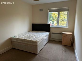 32 Butler Court, Mitchel Street, Thurles, Co. Tipperary - Image 3