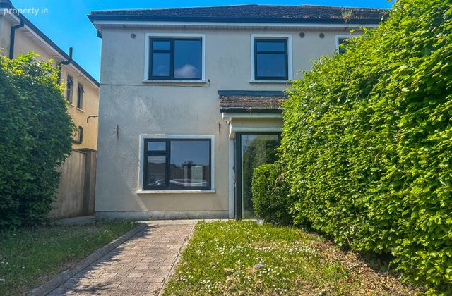 100 Country Meadows, Tuam, Co. Galway - Click to view photos