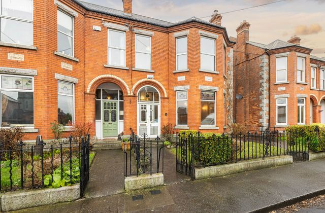 4 Iona Drive, Glasnevin, Dublin 9 - Click to view photos