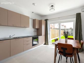 Large 2 Bed + Study Mid Terrace, Enfield, Co. Meath - Image 3