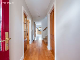 6 South Avenue, Carrig Na Curra, Carrigaline, Co. Cork - Image 2