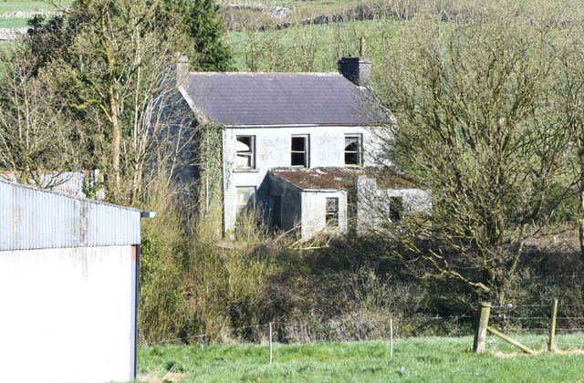 Doonmacreena, Irishtown, Co. Mayo - Click to view photos