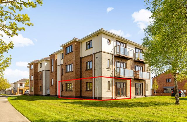 Apartment 13, Block 4, The Walk, Moyglare Hall, Maynooth, Maynooth, Co. Kildare - Click to view photos