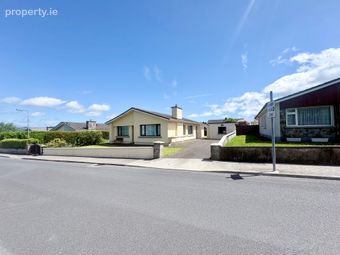 Roseville, 11 Woodlands Heights, Carrick-beg, Carrick-on-suir, Co. Tipperary, Carrick-on-Suir, Co. Tipperary - Image 3