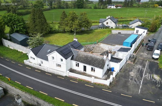 Blackthorn, Carrowntawy, Ballinacarrow, Co. Sligo, Ballinacarrow, Co. Sligo - Click to view photos
