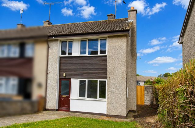 17 Park Avenue, Gorey, Co. Wexford - Click to view photos
