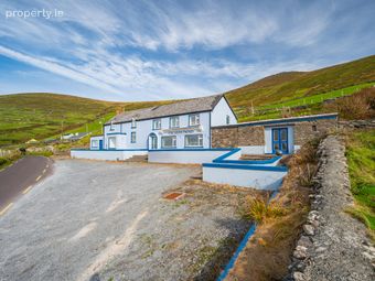 Tig Slea Head, Coumeenoole, Ventry, Co. Kerry