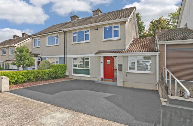10 Maple Drive, Caherdavin, Limerick, Caherdavin, Co. Limerick - Click to view photos